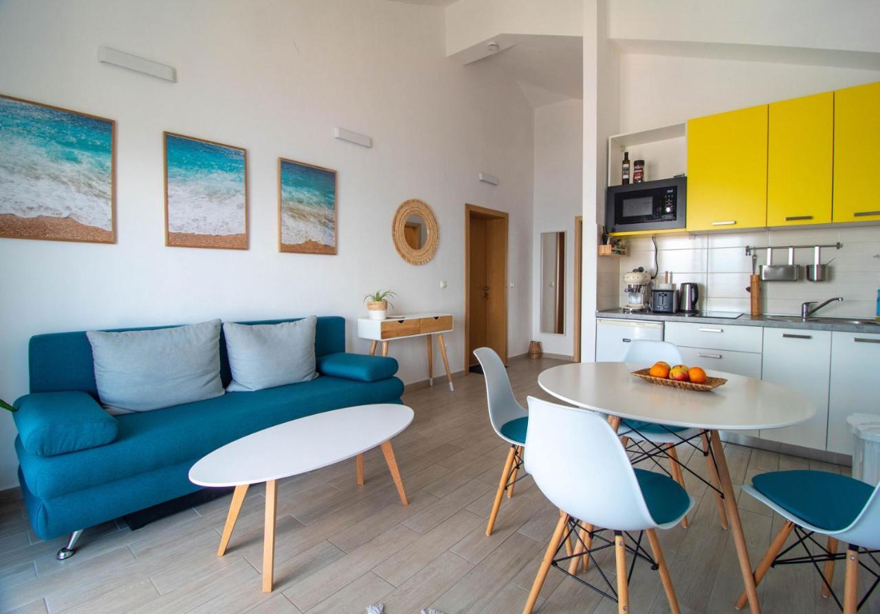 Sunny Apartments ストモルスカ エクステリア 写真