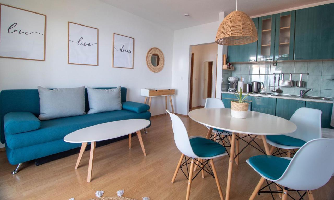 Sunny Apartments ストモルスカ エクステリア 写真