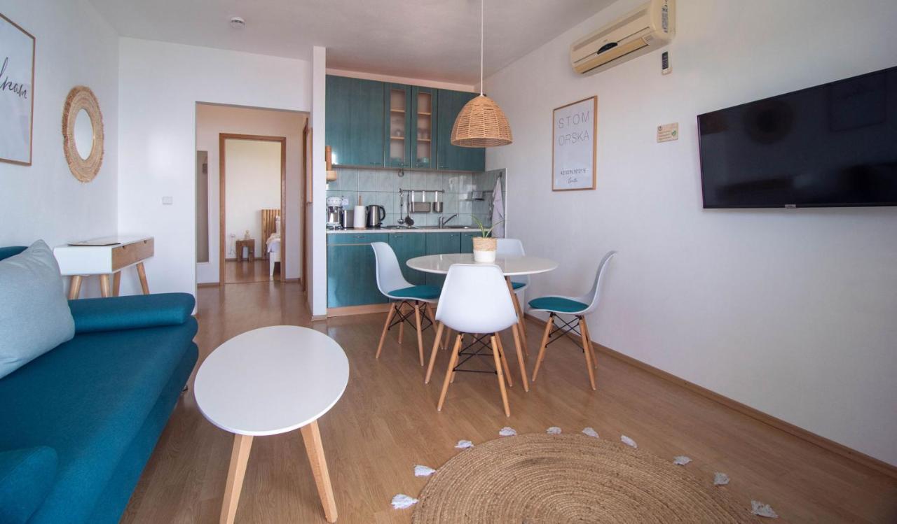 Sunny Apartments ストモルスカ エクステリア 写真