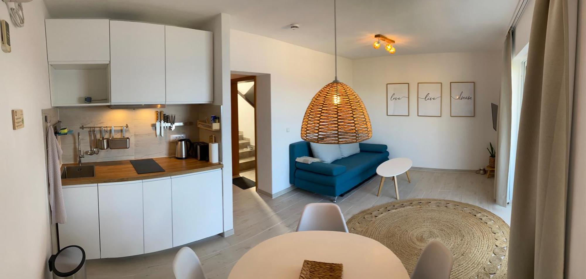 Sunny Apartments ストモルスカ エクステリア 写真